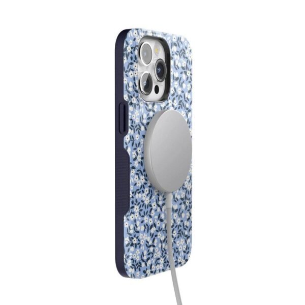 Picking Daisies | Cottagecore Case