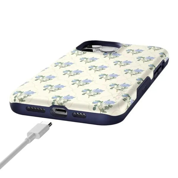 Vintage Garden | Blue Hydrangea Case